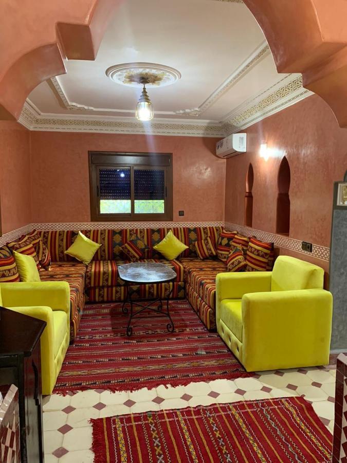 Dar Alfourssane Ferme D'Hote ワルザザート エクステリア 写真