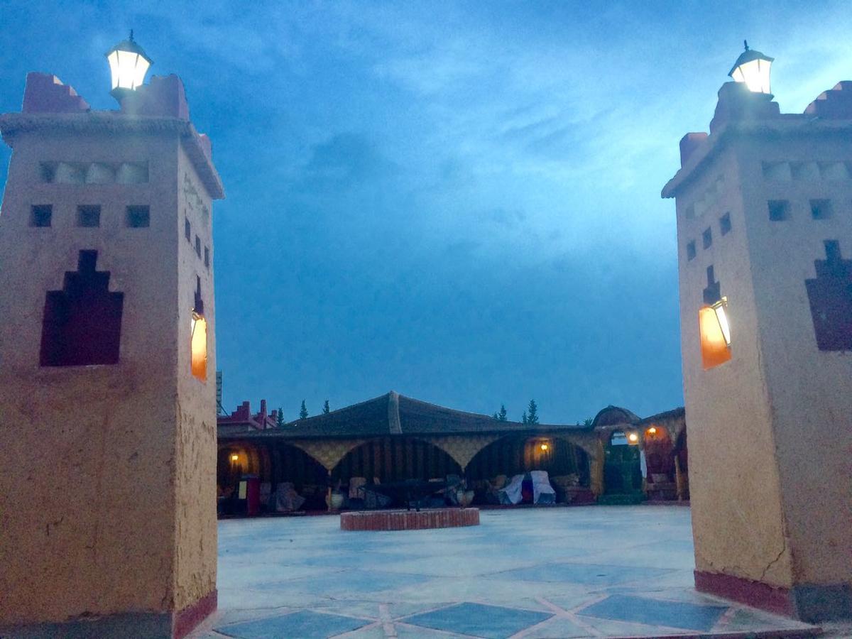 Dar Alfourssane Ferme D'Hote ワルザザート エクステリア 写真